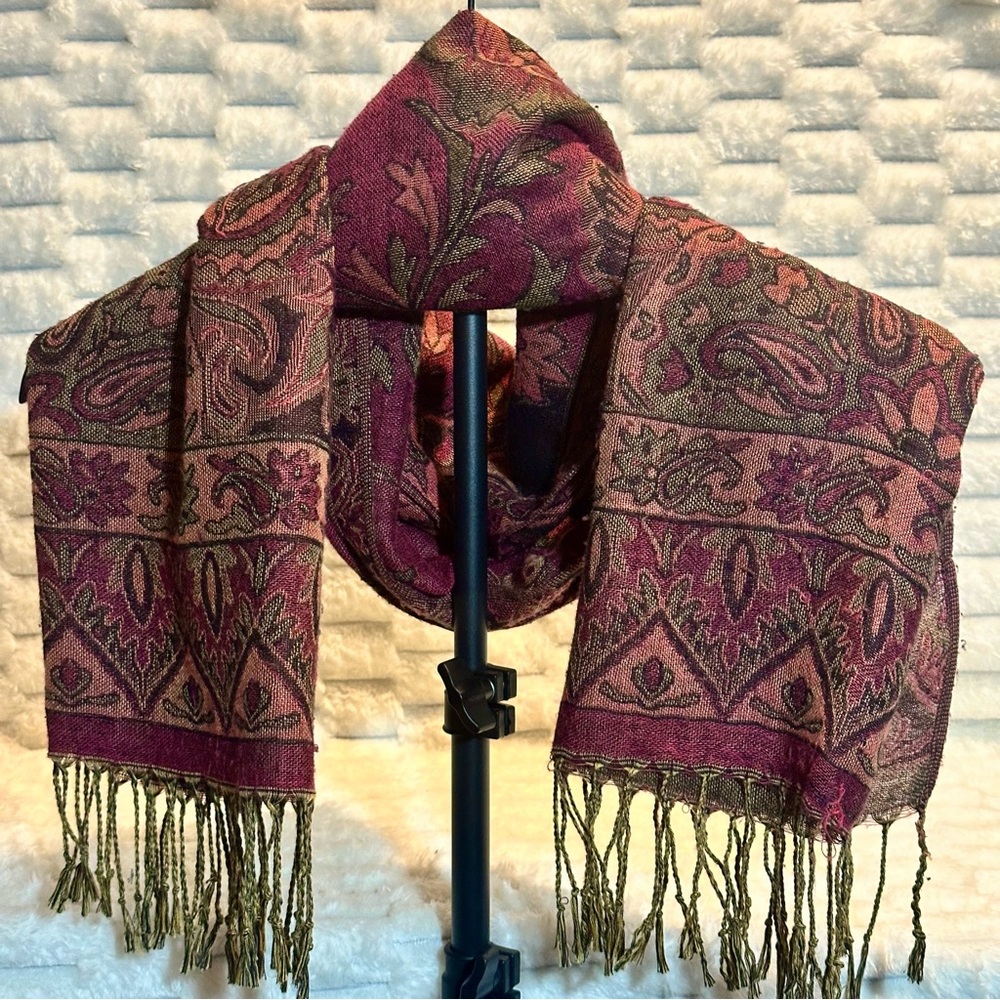 Women Elegant Paisley Scarf in Rich Burgundy and Olive - Picture 2 of 4